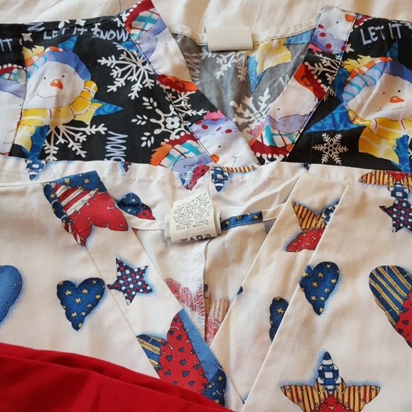 Lot of 3 scrubs 2 top one bottom - Picture 2 of 5